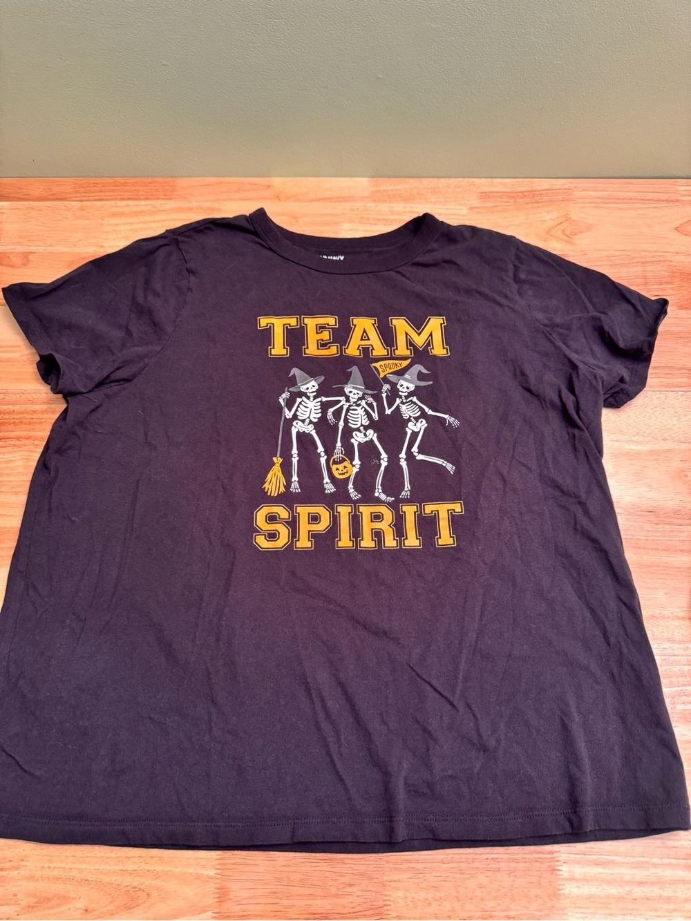 Team Spirit Black Graphic Tee - Old Navy